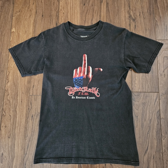 Third Rail Skateboards Shirt Small Middle Finger Punk - Picture 2 of 5